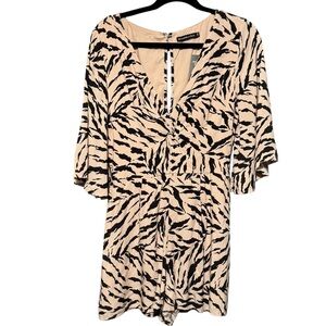ABERCROMBIE & FITCH Animal Print Knot Front V-Neck Short Flare Sleeve Romper